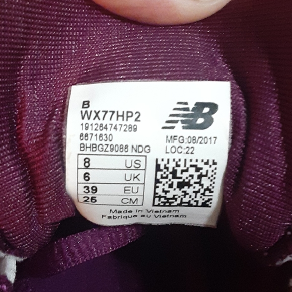 New Balance sneakers - Picture 5 of 5